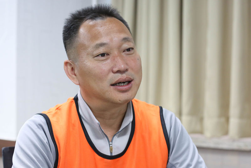 인터뷰 하는 김주업 전국공무원노조 위원장