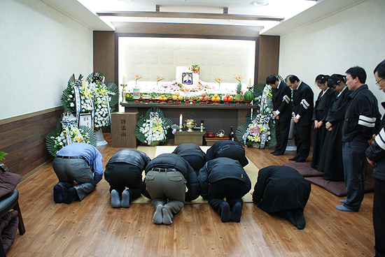 '이진홍 동지 민주노동자 장' 이틀째