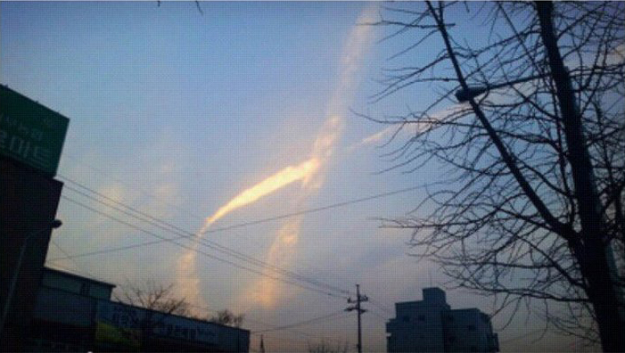 세월호 리본모양 구름