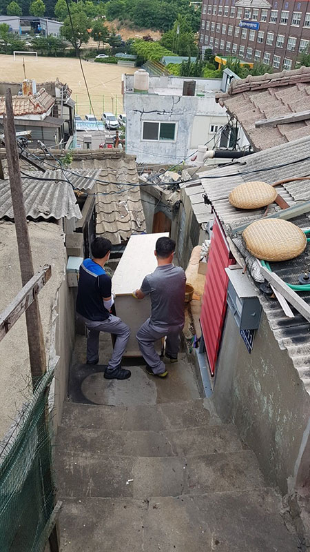 이사 봉사중인 이석민 위원장
