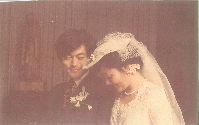 더불어민주당 문재인 대선후보와 아내 김정숙 씨 결혼식 모습.
