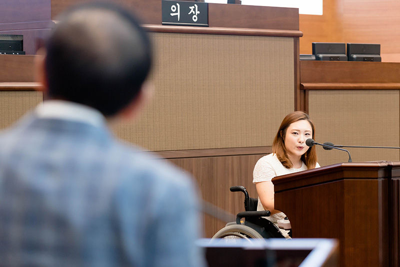 서울시 청년의회에서 활동한 홍서윤 장애인여행문화연구소 소장