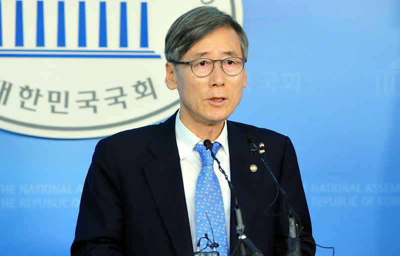 자유한국당 여상규 의원(3선·경남 사천남해·하동)