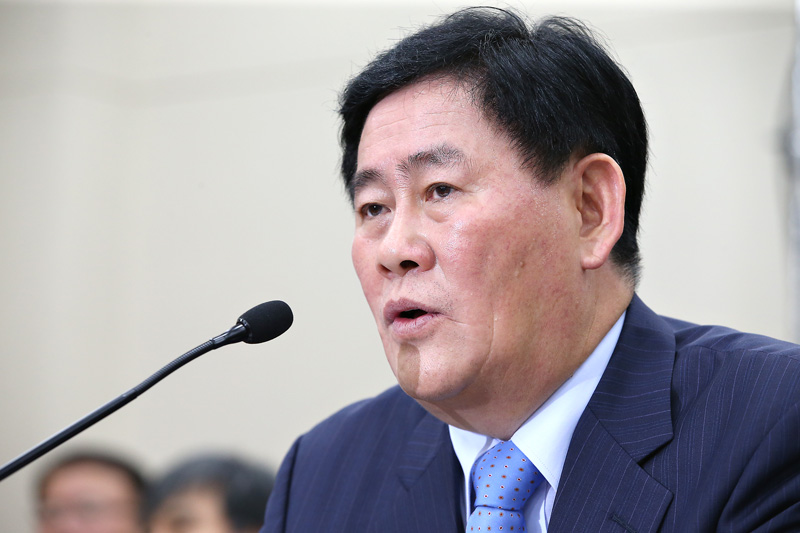 최경환 경제부총리 겸 기획재정부 장관