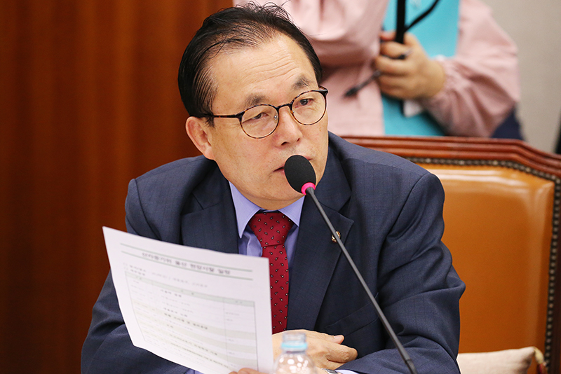 자유한국당 이채익 의원 (자료사진)