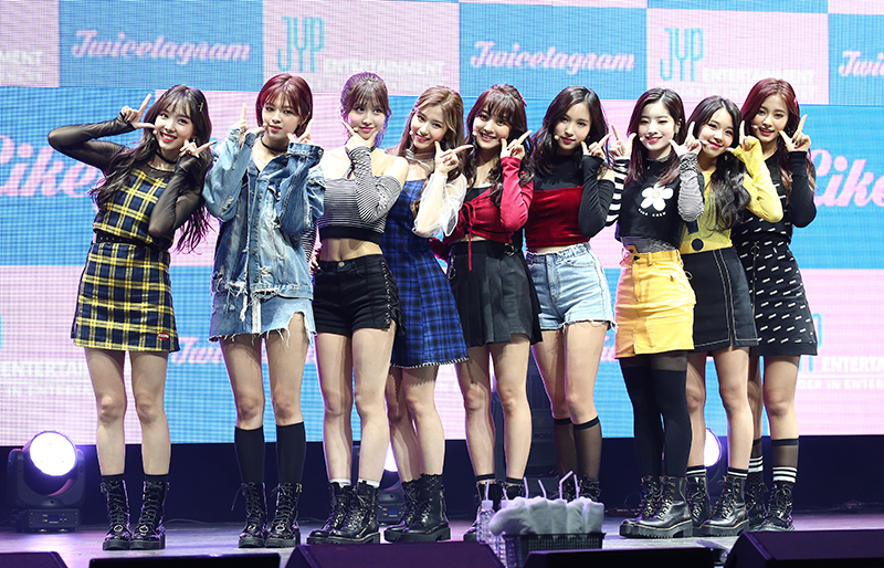 Twice 'Twicetagram'