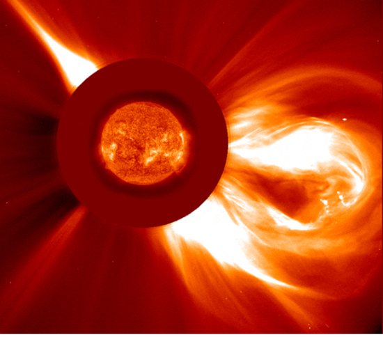 SOHO 태양관측위성이 관측한 CME