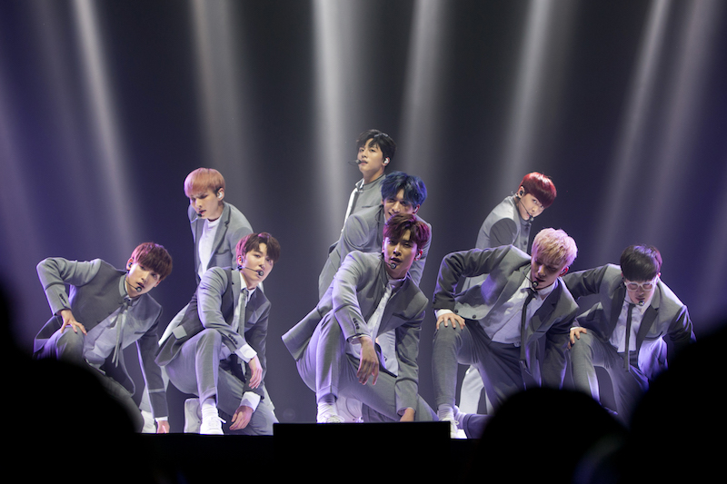 두 번째 미니앨범 '쉽다'를 발표한 SF9