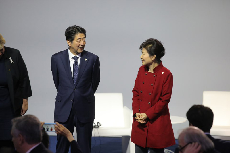 박근혜 대통령과 아베총리