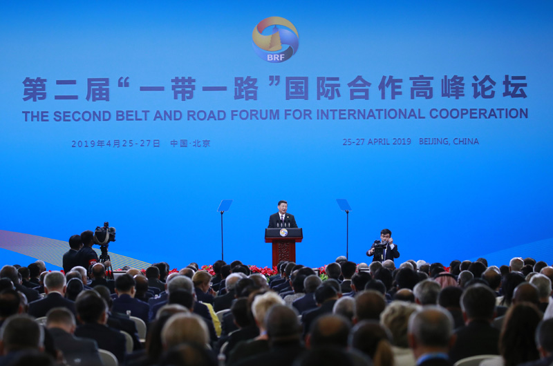 시진핑 중국 주석이 ‘제2회 일대일로 국제협력 정상포럼’에서 발언하고 있다.