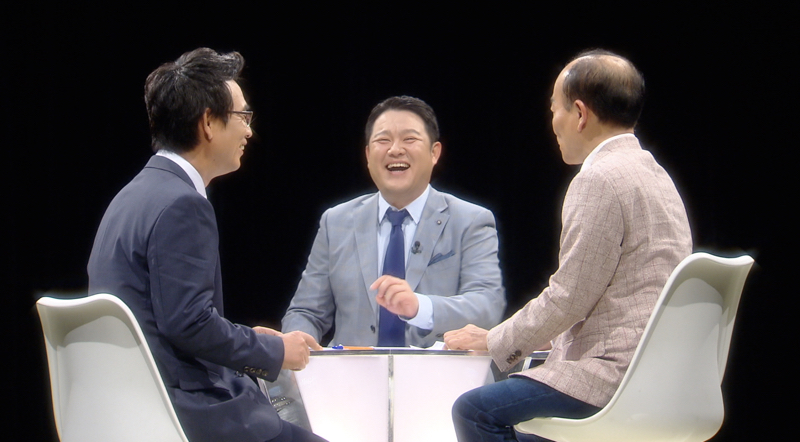 JTBC 이슈 리뷰 토크쇼 ‘썰전’