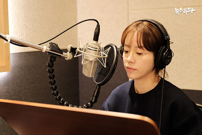 다큐멘터리 영화 ‘김복동’에 내레이션으로 참여한 배우 한지민