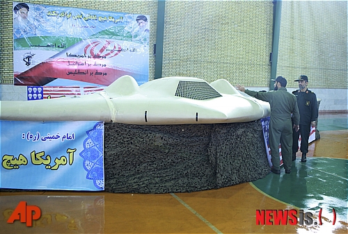 지난해 말 이란이 공개한 미 무인정찰기 RQ-170.