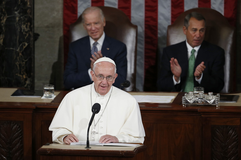 프란치스코 교황이 24일 미 상하원 합동회의에서 교황으로는 처음으로 연설하고 있다.