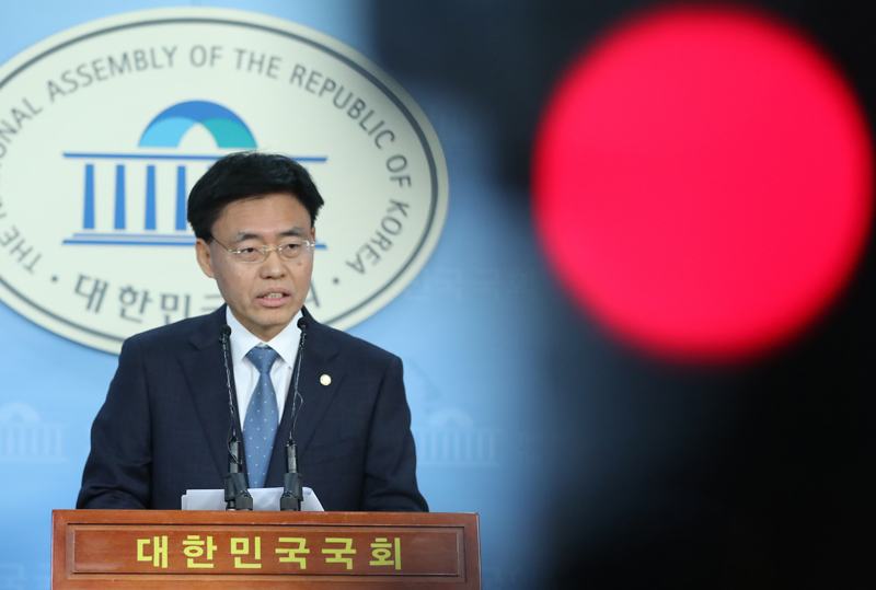 자유한국당 최교일 이원 자료사진