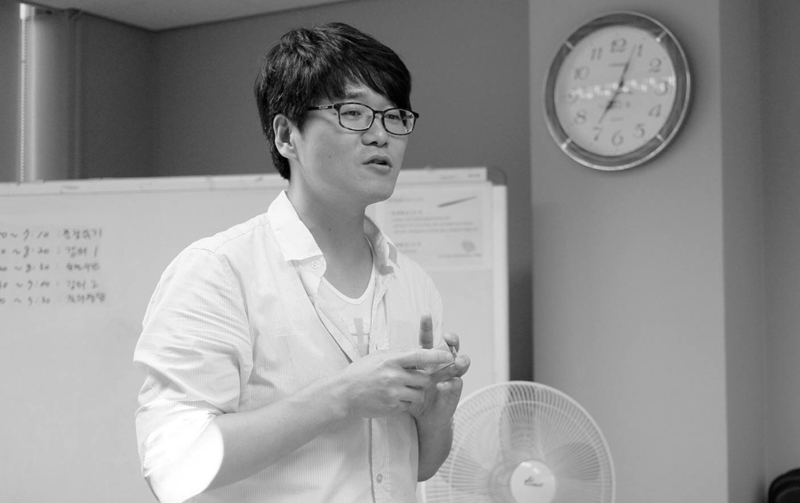 거리의 정치철학자 김만권 박사