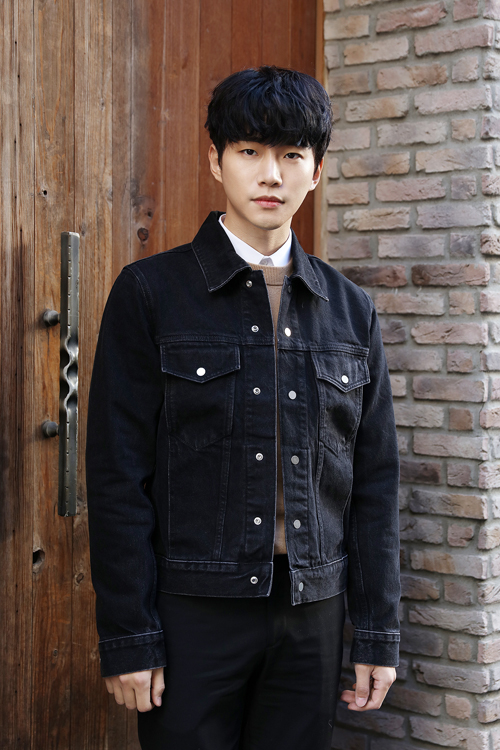 1일 오후, 서울 강남구 신사동 한 카페에서 배우 겸 가수(2PM) 이준호가 민중의소리와 인터뷰를 가졌다. 2018.02.01