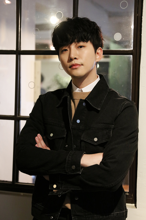 1일 오후, 서울 강남구 신사동 한 카페에서 배우 겸 가수(2PM) 이준호가 민중의소리와 인터뷰를 가졌다. 2018.02.01