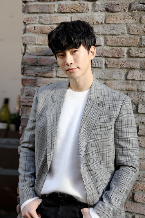 1일 오후, 서울 강남구 신사동 한 카페에서 가수 겸 배우 이준호가 민중의소리와 인터뷰를 가졌다. 2018.02.01