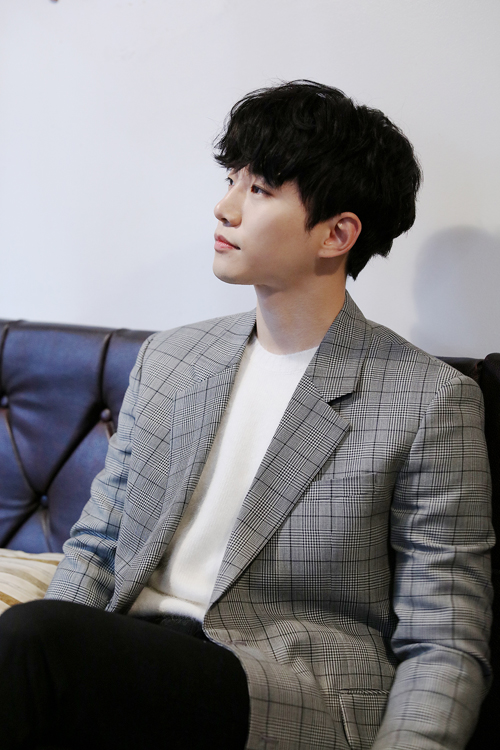 1일 오후, 서울 강남구 신사동 한 카페에서 가수 겸 배우 이준호가 민중의소리와 인터뷰를 가졌다. 2018.02.01