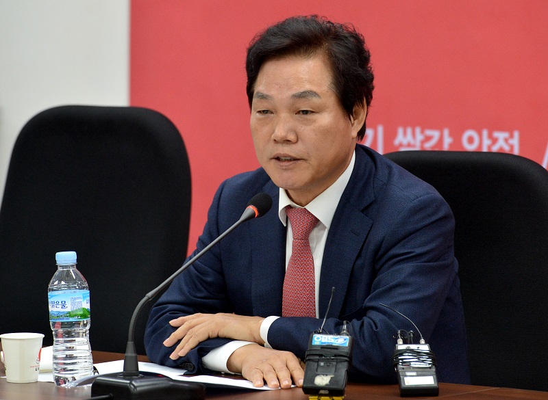자유한국당 박완수 의원