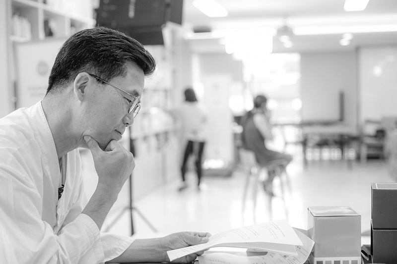 허시명 막걸리학교 교장