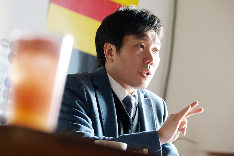 티위스컴퍼니 김효상 대표가 서울 마포구 망원동에서 민중의소리와 인터뷰 하고 있다.