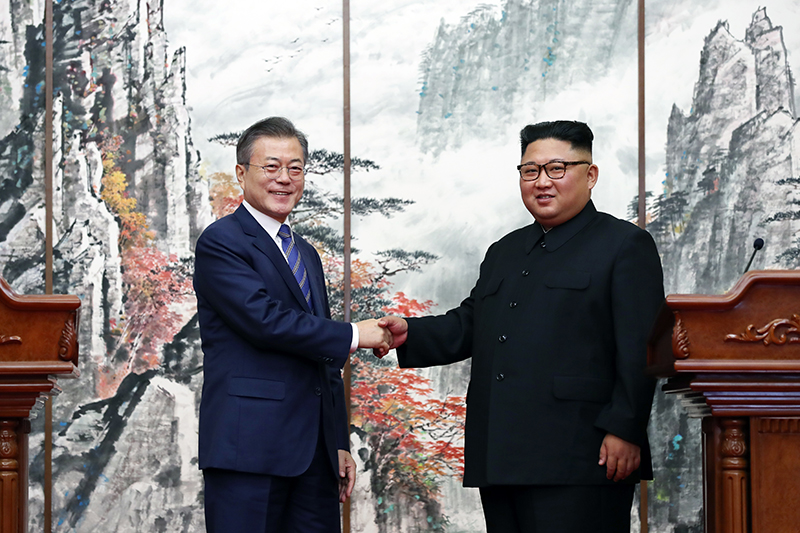 문재인 대통령과 김정은 국무위원장.