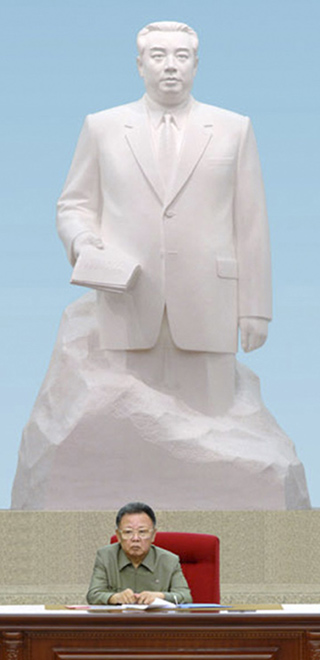 당대표자회에 참석한 김정일 위원장