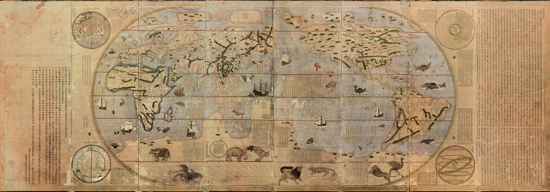 곤여만국전도, 1708년. 곤여만국전도는 1602년 마테오리치가 중국인들의 중화사상을 변화시키기 위해 제작한 것으로 오르텔리우스의 세계지도를 토대로 제작되었다. 조선의 회화식 곤여만국전도는 도선 숙종때 중국의 곤여만국전도(회입본, 1608)를 들여와 어람용으로 만든 것이다. 이 지도 속에 나타난 동물들은 선이 날카롭고 매섭게 그려진 오르텔리우스, 중국본과 달리 민화 속 동물처럼 해학적이고 친근한 모습으로 그려있다.