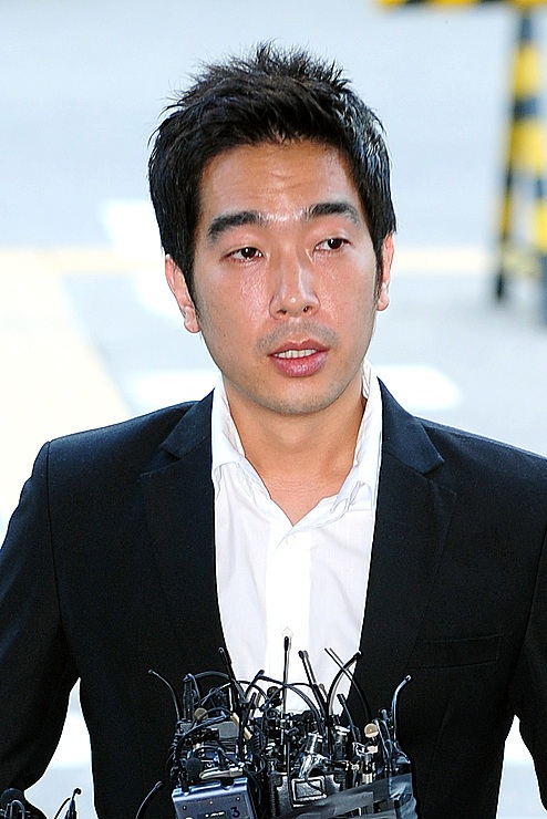 http://archivenew.vop.co.kr/images/e5d7cffe25654f7e3a1e334118c71549/2012-07/marked/25054922_3.jpg