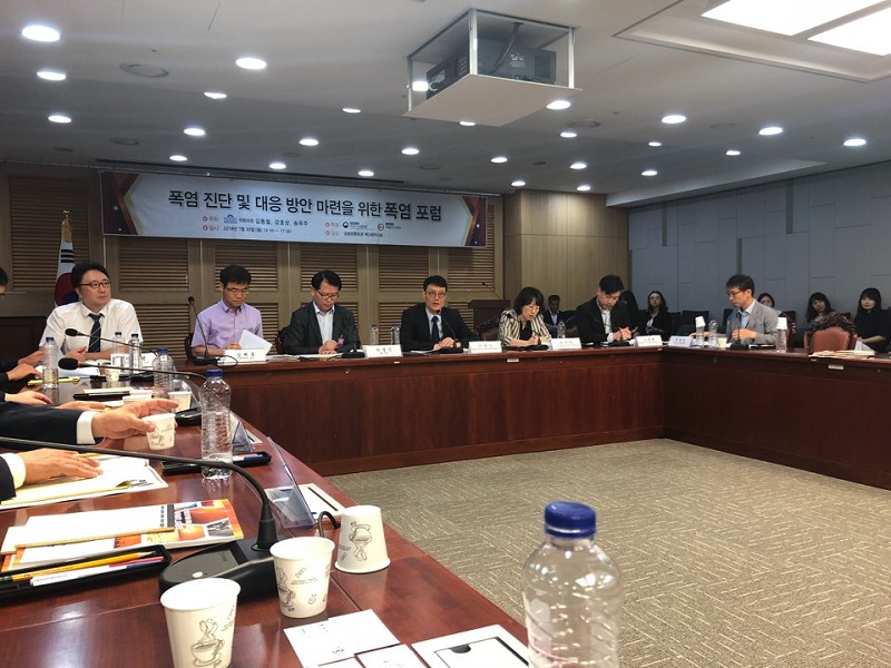 차동현 울산과기원 교수, 김해동 계명대 교수, 안영인 SBS 부장, 이명인 폭염연구센터장, 채여라 한국환경정책평가연구원 선임연구위원, 소철환 행안부 과장, 정관영 기상청 과장