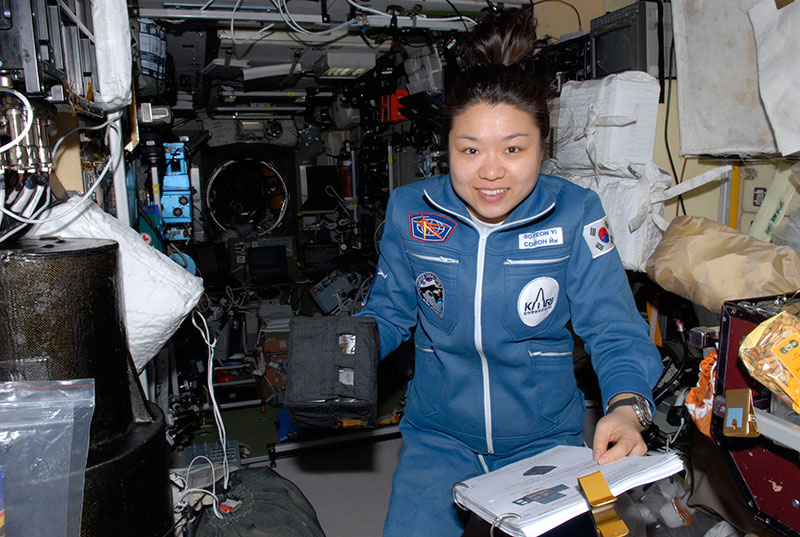 2008년 4월 10일 당시 우주정거장(ISS)에서 생활한 이소연 박사