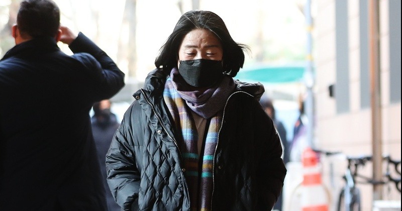 윤미향 최후진술 “결코 사익 추구하지 않았다” 고통 호소 - 뉴스 썸네일 이미지