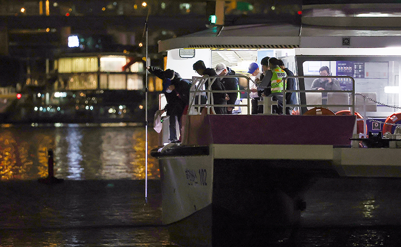 오세훈,한강버스사고뒤늦게사과하며“정치공세바람직하지않아”