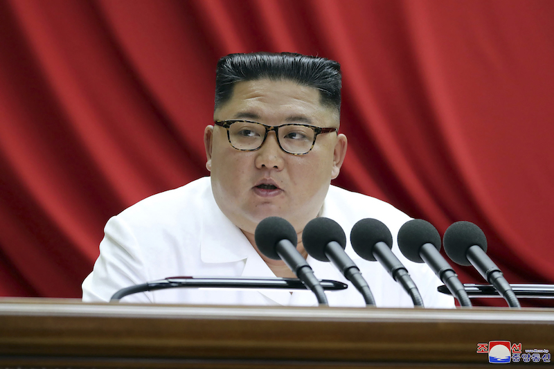 북한의 김정은 국무위원장이 조선노동당 중앙위원회 전원회의에서 발언하고 있다. 2019.12.30