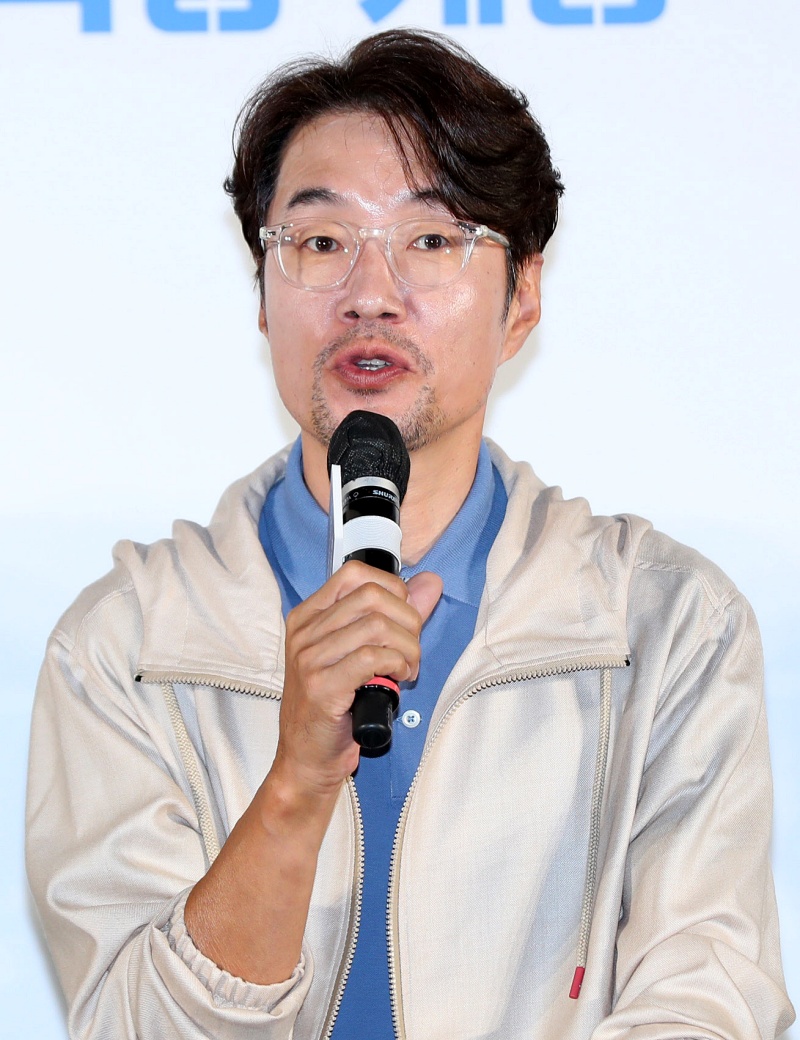 배우 송영규 사망: 동료들의 애틋한 추모, 이종혁 SNS 글에 담긴 슬픔