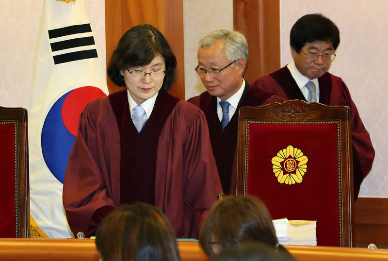 [영상] 헌정사상 초유의 통합진보당 정당해산심판 시작됐다 - 민중의소리