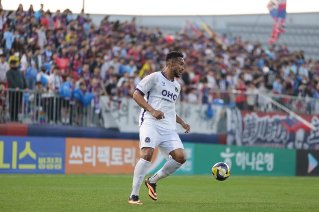 ‘멀티골’ 안양 모따, K리그1 2025 18라운드 MVP