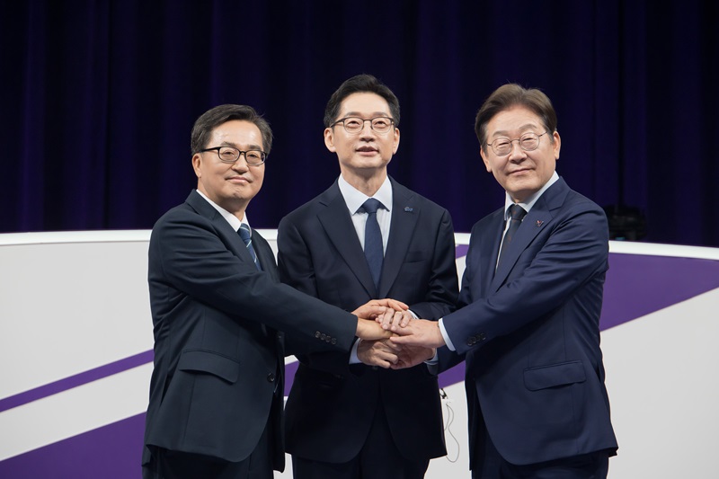 당선시대통령집무실은어디로?...이재명“청와대”vs김동연“세종”
