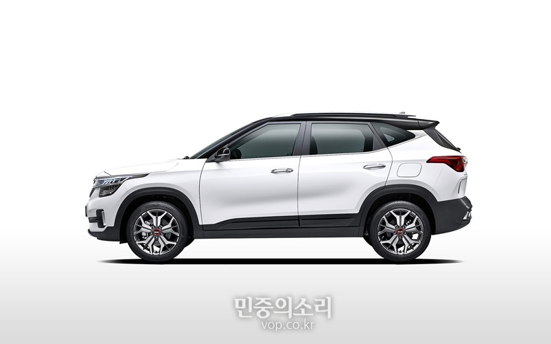 금호타이어가 기아자동차의 신형 SUV 셀토스에 장착되는 16인치부터 18인치까지 전 규격의 타이어를 단독 공급중이라고 11일 밝혔다.