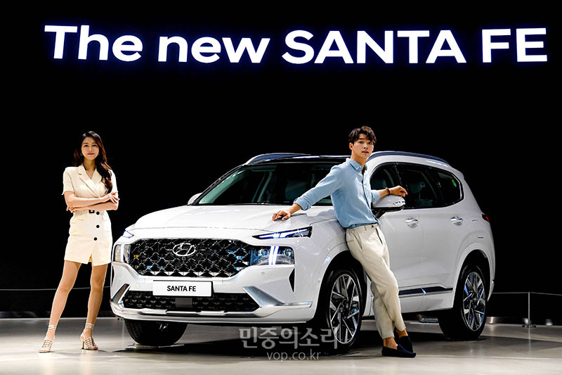 현대자동차 중형 SUV ‘더 뉴 싼타페’