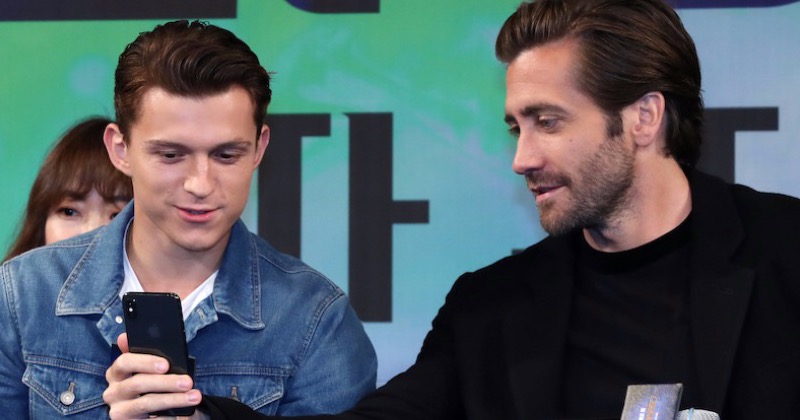 ‘아이언맨’ 품 떠나 홀로서기 하는 ‘스파이더맨: 파 프롬 홈’ - 민중의소리