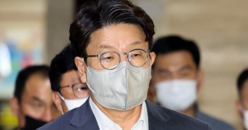 권성동 “페미니즘이 그렇게 중요하면 자기 돈·시간 내서 하면 돼”