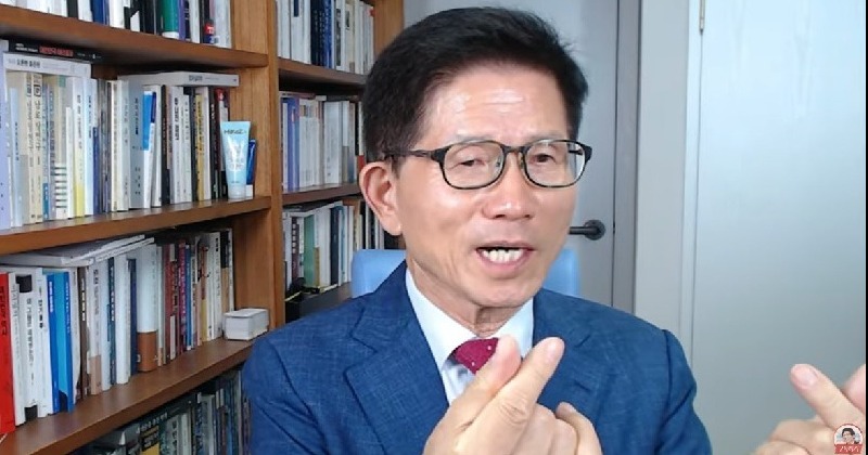영상만 지우면 끝? 김문수 경사노위원장, ‘극우·반노동’ 유튜브 채널 닫았다