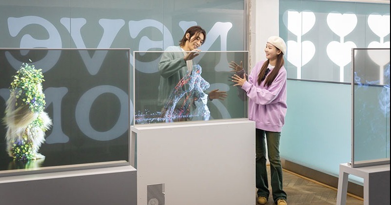 LG디스플레이, OLED 디지털아트 전시회 ‘네버 얼론’ 개최