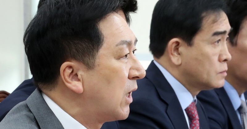 8일 오전 국민의힘 또 취소...김재원 태영호 입을 막겠다?