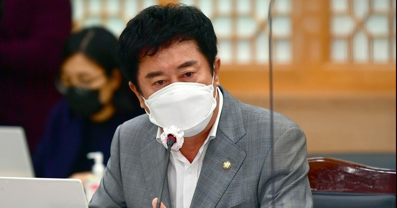 ‘뇌물 수수’ 국힘 정찬민, 대법서 징역 7년 확정...의원직 상실