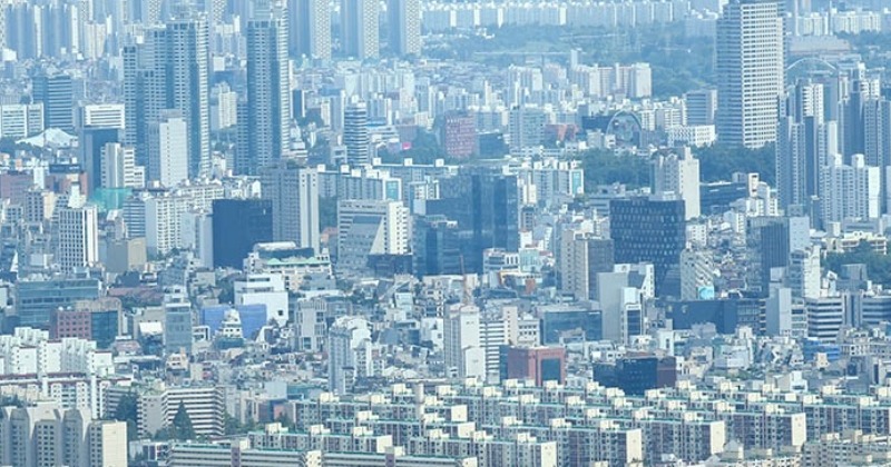 아파트 경매물건 쌓이는데... 낙찰가율·낙찰률·응찰자수 모두 감소세