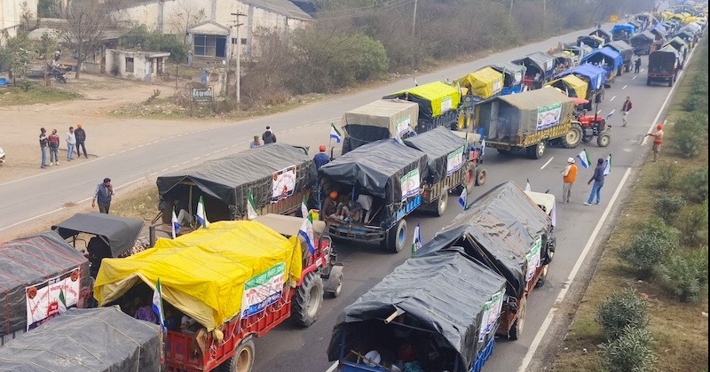 유럽에 이어 인도 농민도 트랙터 몰고 수도로 진격